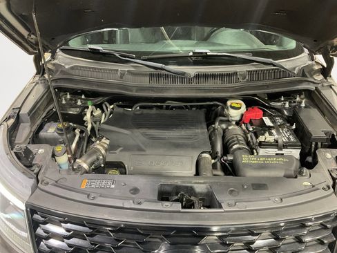 Used 2018 Ford Explorer Sport AWD/4WD image 22