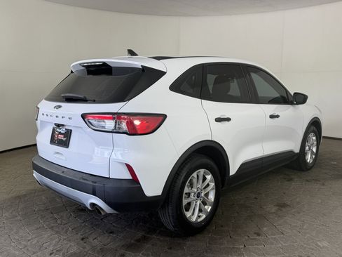 Used 2022 Ford Escape S FWD image 9