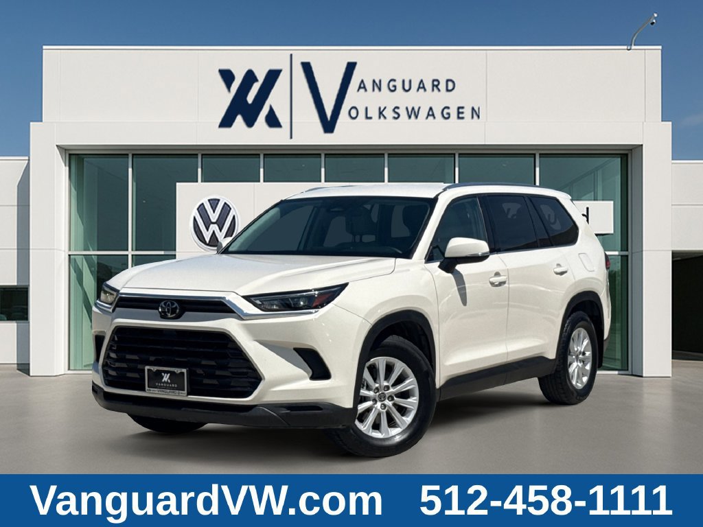 Used 2024 Toyota Grand Highlander FWD image 1
