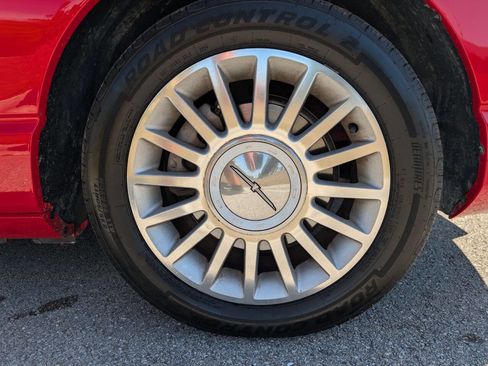 Used 2005 Ford Thunderbird Deluxe image 26