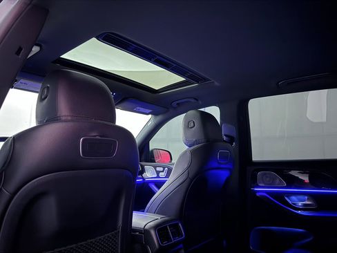 Used 2020 Mercedes-Benz GLE 350 w/ Premium Package image 24