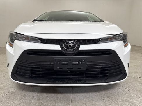Used 2026 Toyota Corolla LE FWD image 16