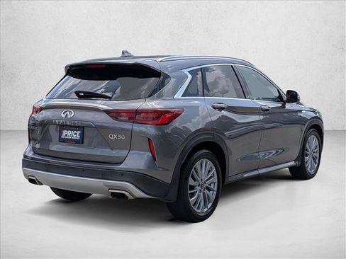 Used 2023 INFINITI QX50 Luxe FWD image 5