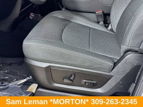 Used 2025 RAM 2500 Big Horn AWD/4WD image 19