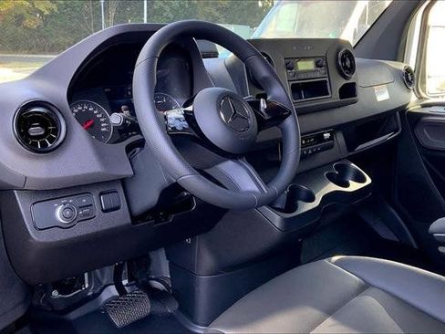New 2026 Mercedes-Benz Sprinter 2500 image 25