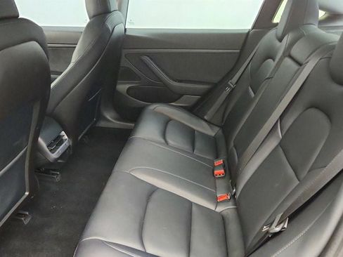 Used 2020 Tesla Model 3 Standard Range RWD image 24