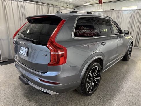 Used 2018 Volvo XC90 T6 Momentum w/ Convenience Package image 4