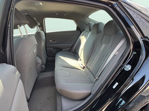 New 2026 Hyundai Elantra Sport FWD image 19