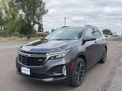 Used 2022 Chevrolet Equinox RS w/ RS Leather Package AWD/4WD image 4