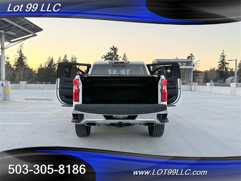 Used 2019 Chevrolet Silverado 1500 LTZ w/ LTZ Premium Package AWD/4WD image 22