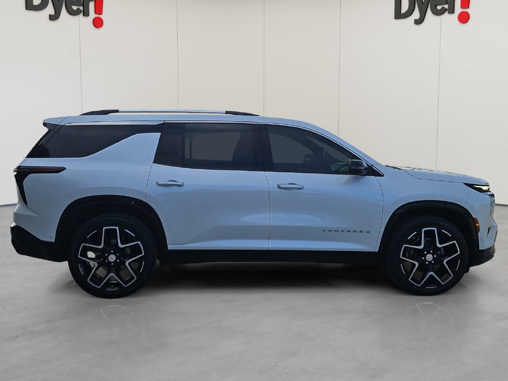 Certified 2025 Chevrolet Traverse High Country FWD image 6