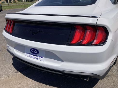 Used 2020 Ford Mustang Coupe w/ Black Accent Package RWD image 9