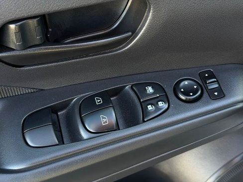 Certified 2025 Nissan Kicks Play S FWD image 20