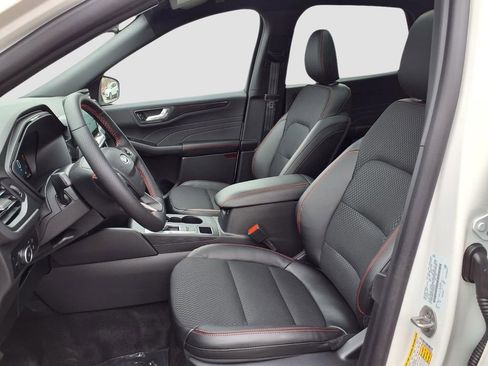 New 2026 Ford Escape ST-Line Select w/ Tech Pack #2 AWD/4WD image 29
