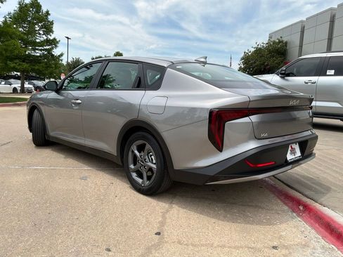 Used 2025 Kia K4 FWD image 8