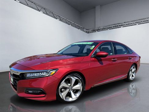 Used 2018 Honda Accord Touring image 31