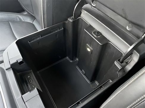 Used 2023 Chevrolet Silverado 3500 High Country w/ Z71 Off-Road Package image 23