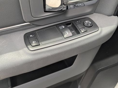 Used 2013 RAM 1500 Express AWD/4WD image 16