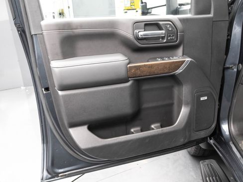 Used 2020 GMC Sierra 3500 Denali w/ Denali Ultimate Package image 30