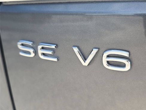 Used 2023 Volkswagen Atlas SE w/ Panoramic Sunroof Package FWD image 5