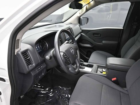 Used 2022 Nissan Frontier S image 24