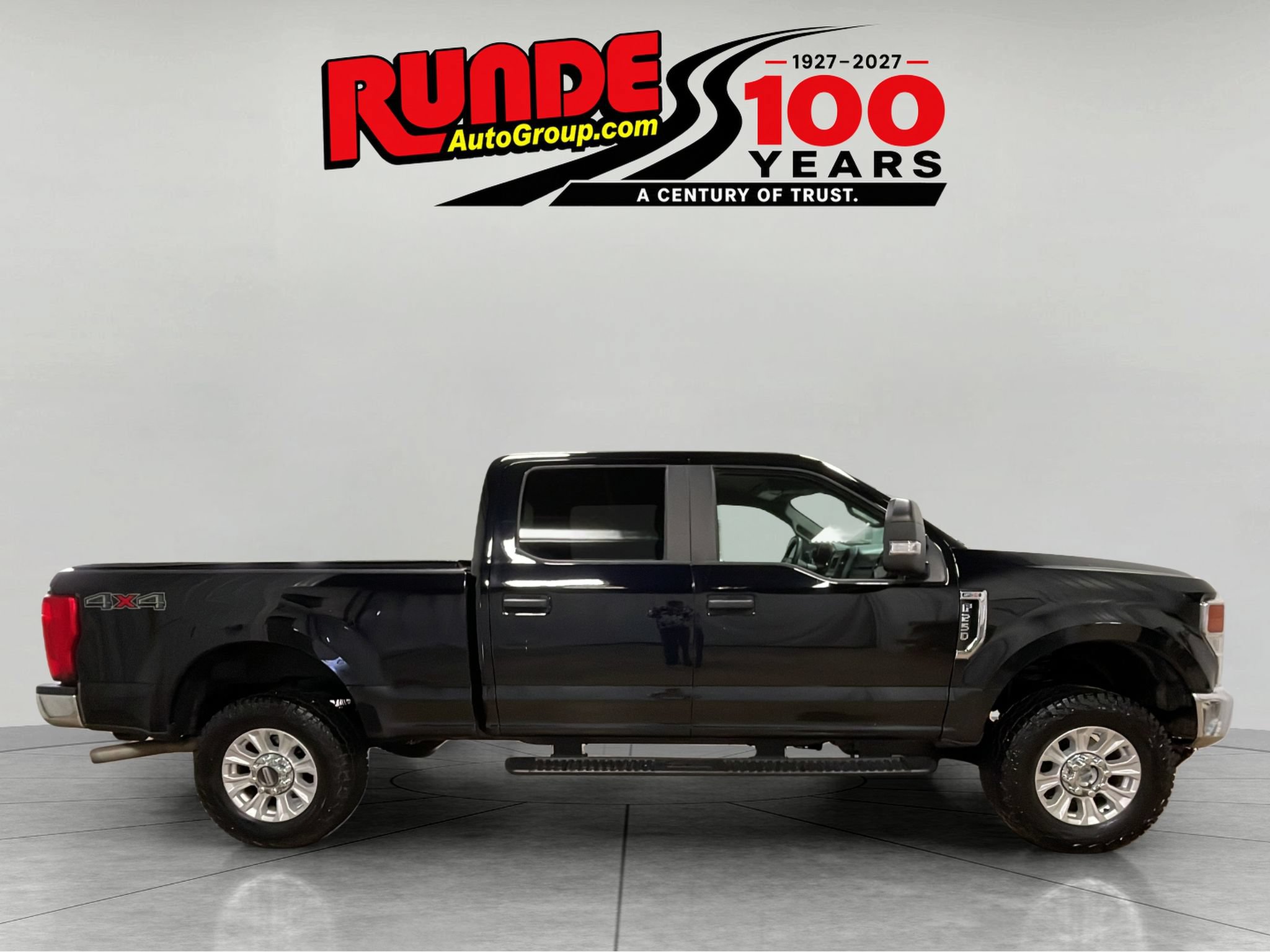 Used 2020 Ford F250 XL w/ STX Appearance Package AWD/4WD image 6