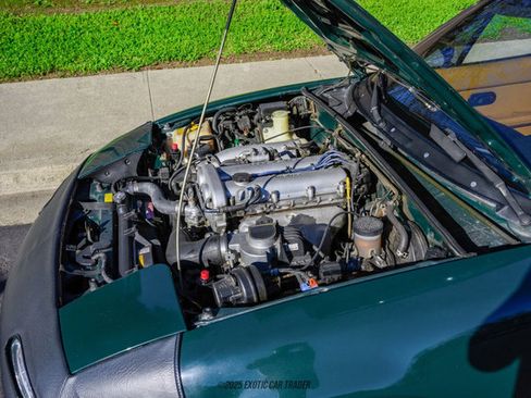 Used 1991 MAZDA MX-5 Miata Special Edition image 27