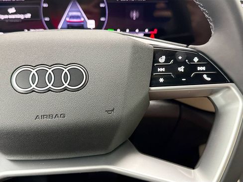 Certified 2025 Audi Q5 Premium Plus w/ Premium Plus image 12