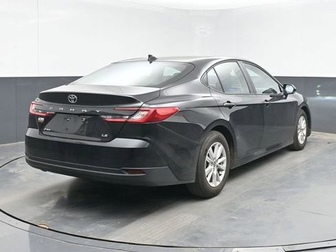 Used 2025 Toyota Camry LE FWD image 14