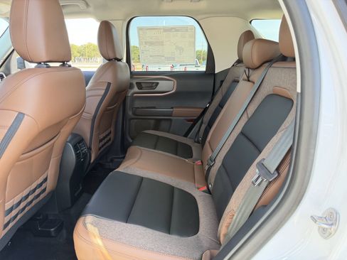 New 2026 Ford Bronco Sport Outer Banks w/ Outer Banks Tech Package+ AWD/4WD image 24