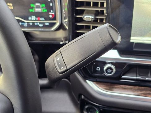Used 2025 GMC Sierra 1500 Elevation AWD/4WD image 31