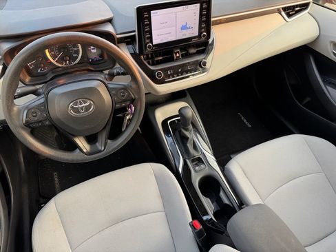 Used 2021 Toyota Corolla LE FWD image 6
