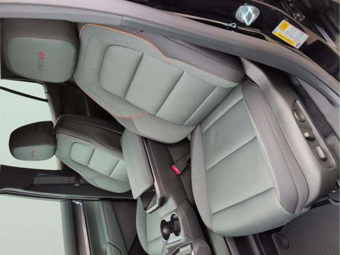 New 2026 GMC Terrain AWD AT4 w/ Convenience Package III image 9