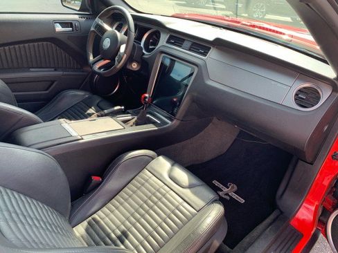 Used 2012 Ford Mustang Shelby GT500 w/ SVT Performance Pkg RWD image 11