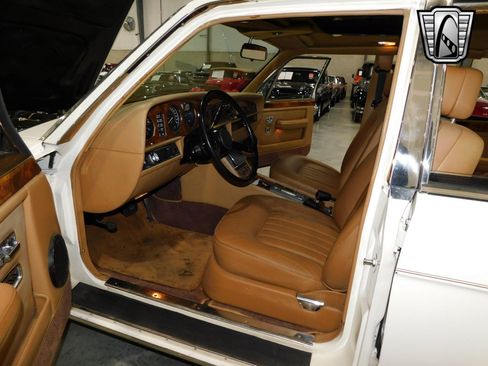 Used 1986 Rolls-Royce Silver Spur image 6