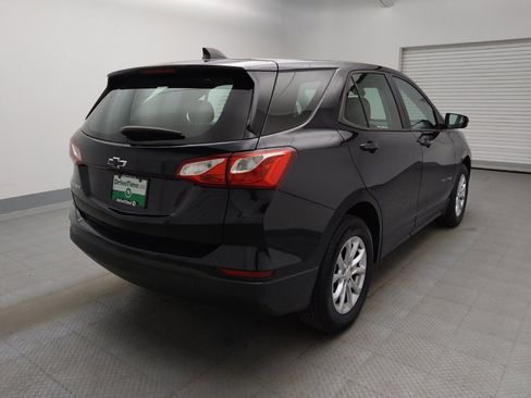 Used 2020 Chevrolet Equinox LS FWD image 9