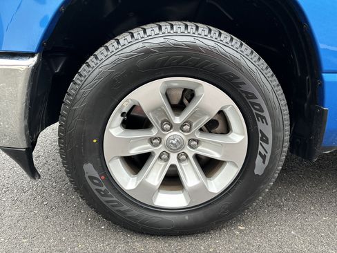 Used 2024 RAM 1500 Laramie image 10