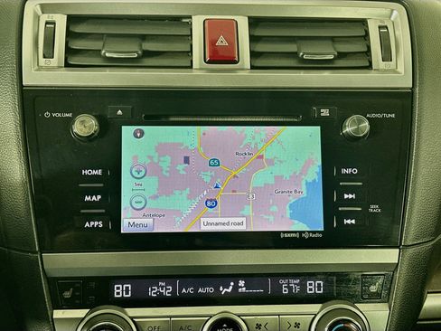 Used 2016 Subaru Outback 2.5i Limited AWD/4WD image 22