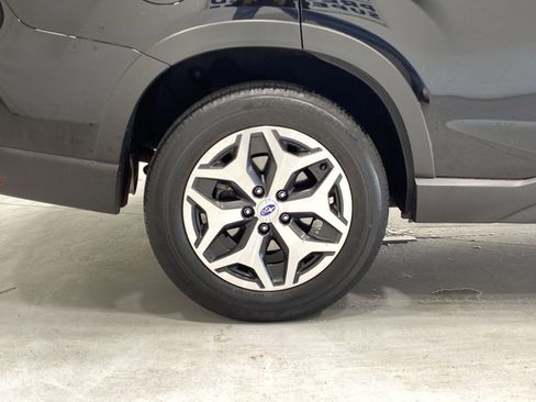 Used 2024 Subaru Forester Premium AWD/4WD image 10