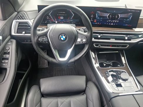 Used 2024 BMW X5 xDrive40i w/ Parking Assistance Package AWD/4WD image 12