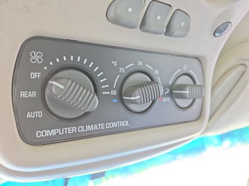 Used 2002 GMC Yukon SLT RWD image 14