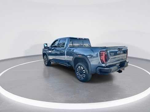 Used 2025 GMC Sierra 2500 Denali Ultimate image 6