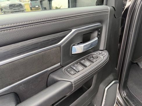 Used 2024 RAM 2500 Laramie w/ Night Edition image 14
