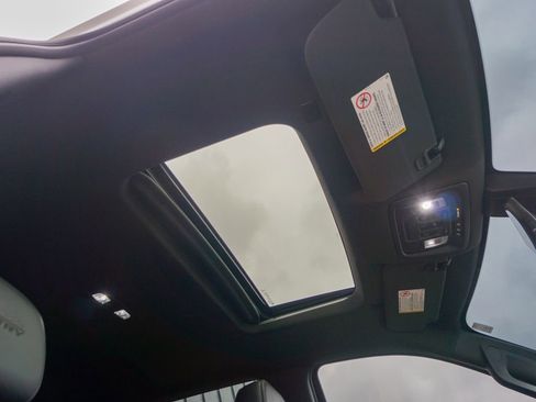 Used 2020 Chevrolet Silverado 2500 High Country w/ Z71 Off-Road Package image 35