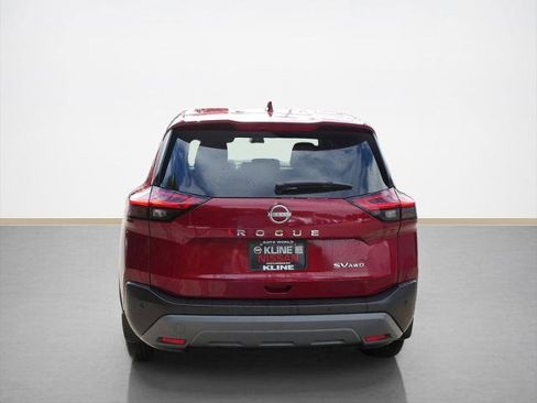 Certified 2022 Nissan Rogue SV image 4