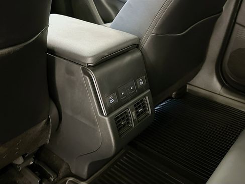 Used 2023 Toyota bZ4X Limited w/ Weather Package AWD/4WD image 29