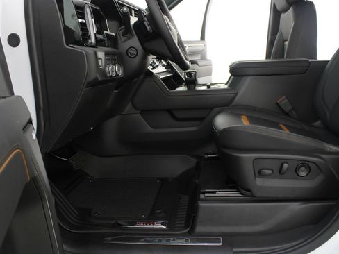 New 2026 GMC Sierra 1500 AT4 w/ AT4 Premium Package AWD/4WD image 20