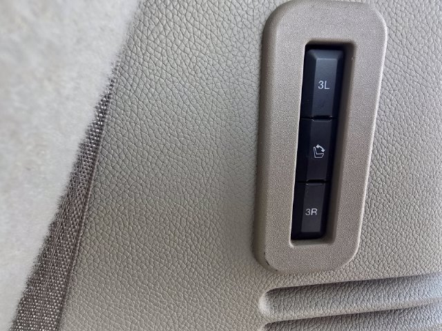 Used 2017 Lincoln Navigator Select AWD/4WD image 20