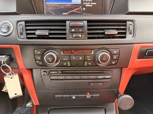 Used 2011 BMW M3 Coupe image 32