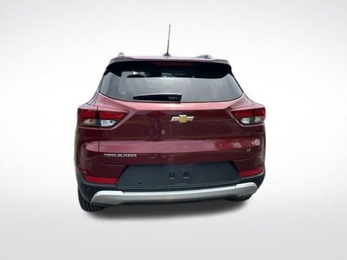 Used 2025 Chevrolet TrailBlazer LT w/ Convenience Package FWD image 5
